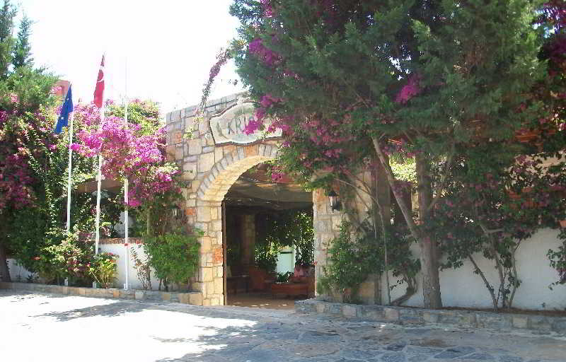 Kriss Hotel 3