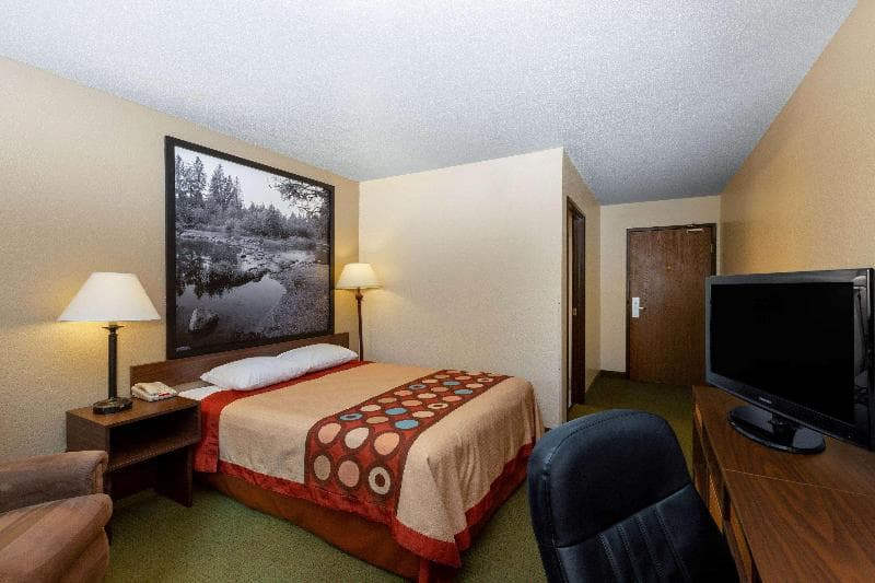 Super 8 by Wyndham Bemidji MN 2