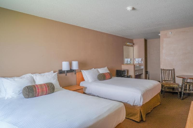 Whitewater Inn Big Sky 4
