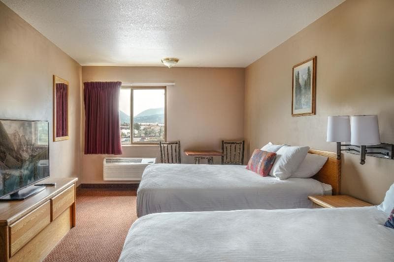 Whitewater Inn Big Sky 5