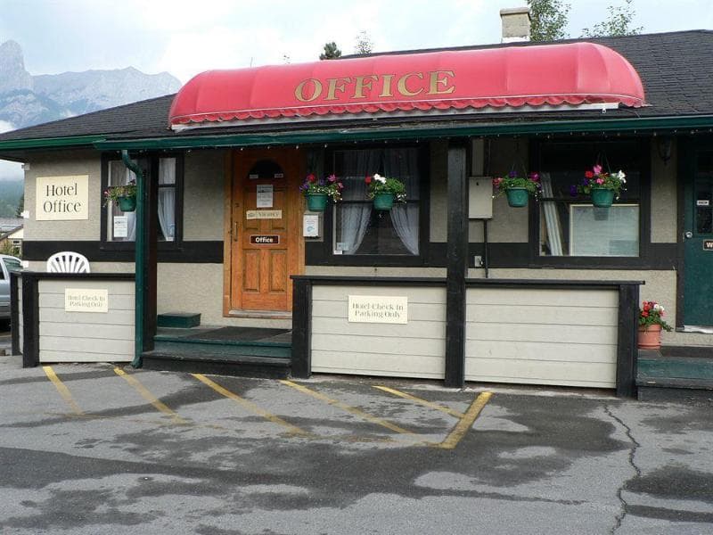 The Drake Inn 3