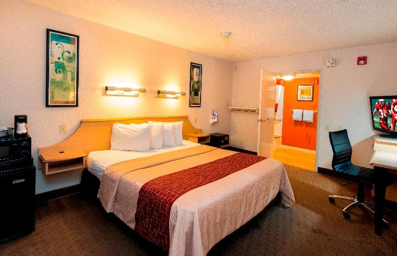 Red Roof Inn Buffalo – Hamburg/ I-90 2