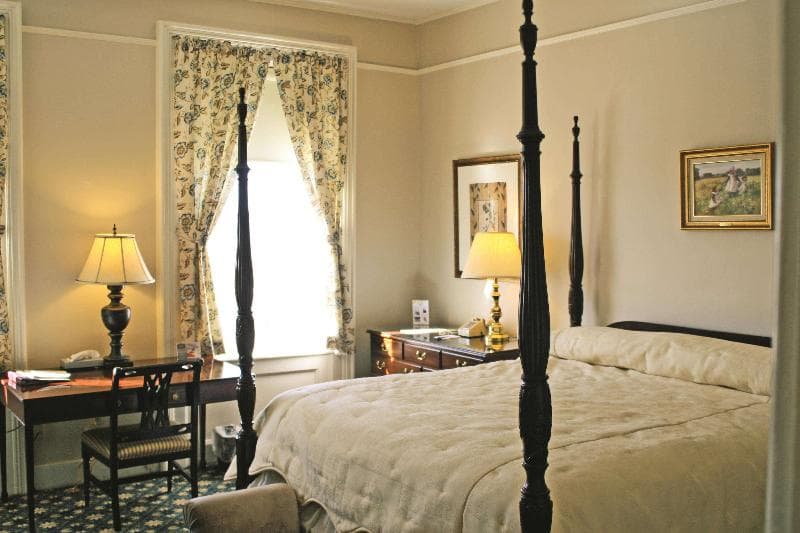 Middlebury Inn 4