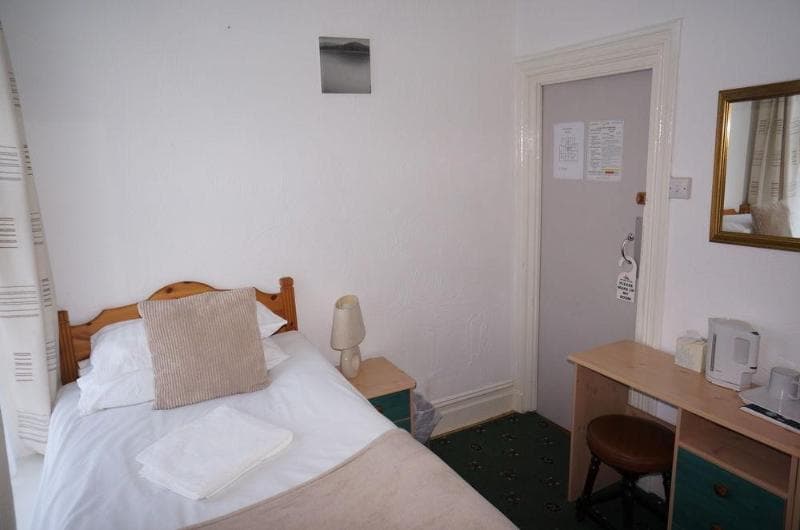 The Shores Hotel, Central Blackpool 4