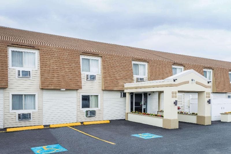 Super 8 By Wyndham Bangor 5