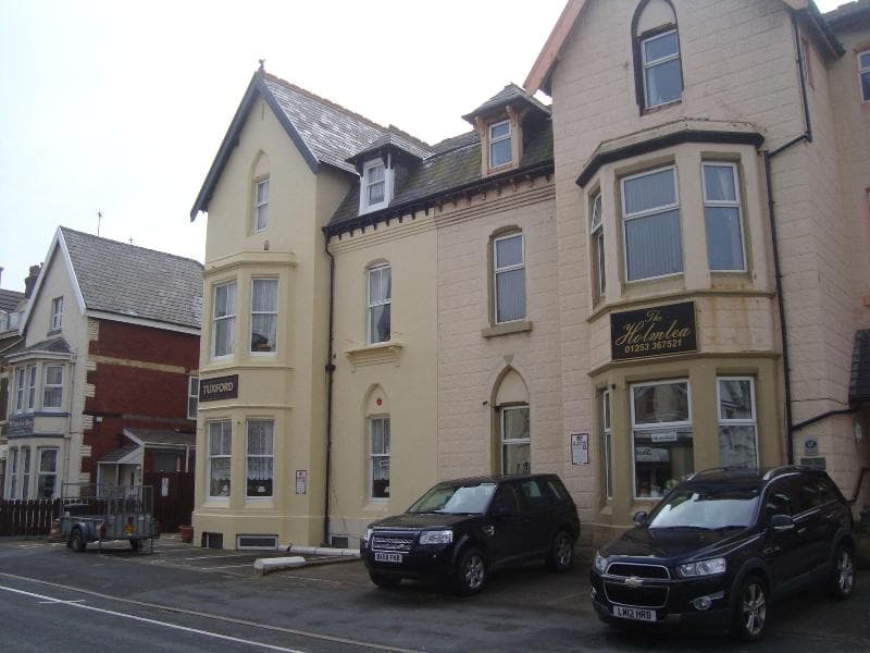 Tuxford House Hotel 4