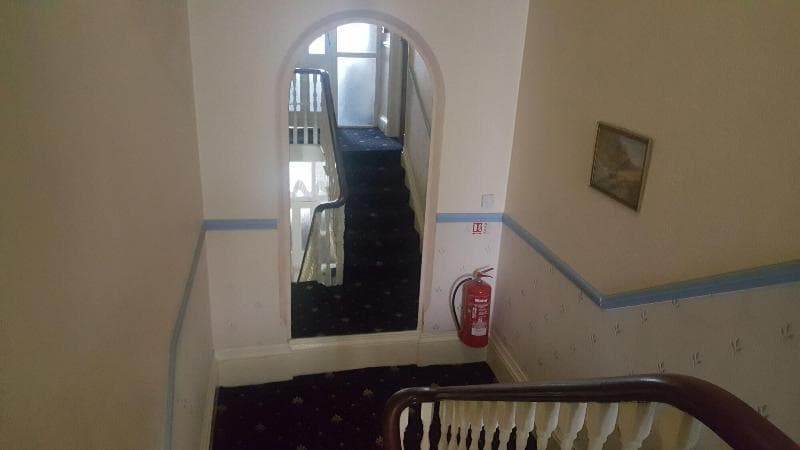 Tuxford House Hotel 3