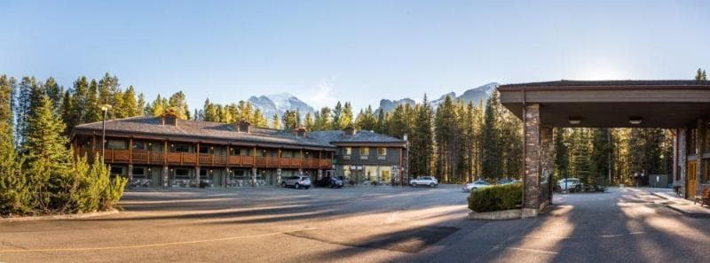 Mountaineer Lodge 2