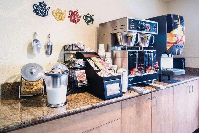 La Quinta Inn by Wyndham Bend 3