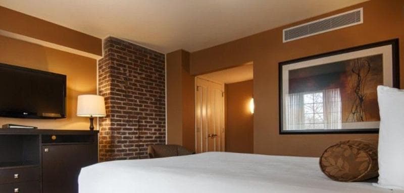 American Hotel 2