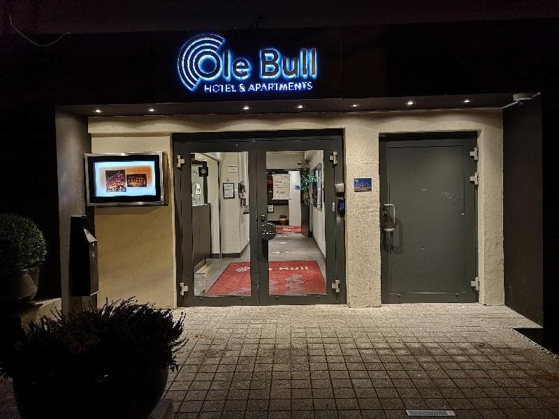 Ole Bull Hotel & Apartments main