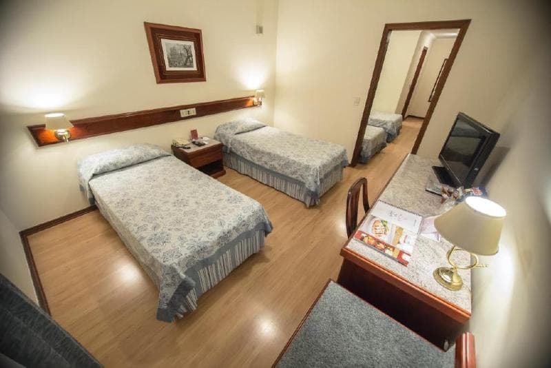 Lizon Curitiba Hotel 4