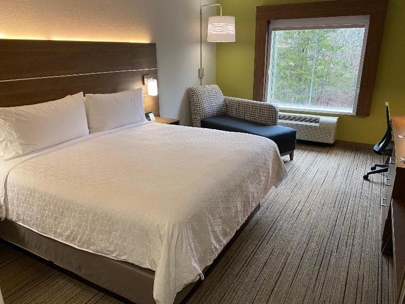 Holiday Inn Express Columbia 3