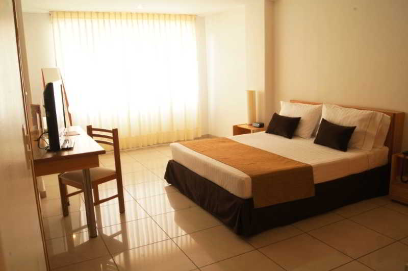 Hotel Ms Centenario 5