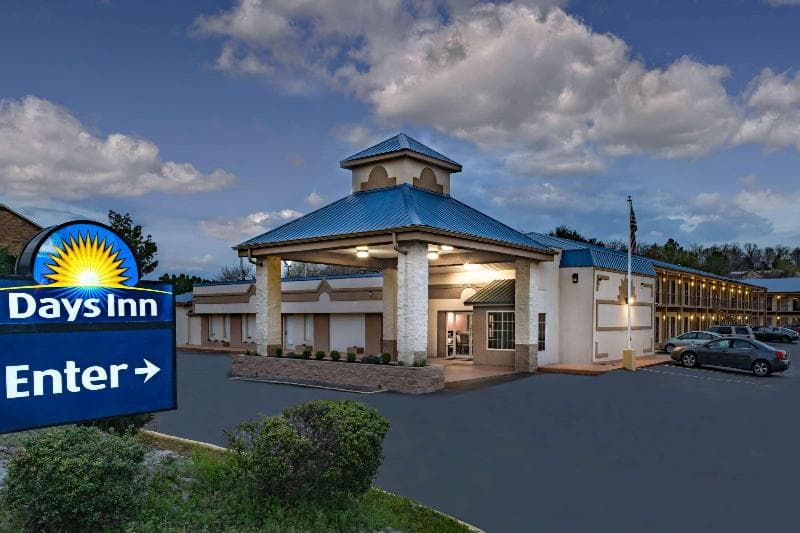 Days Inn By Wyndham Cookeville 2