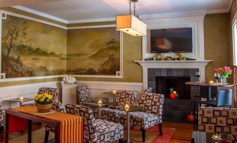 The Queen Anne Inn & Resort 4