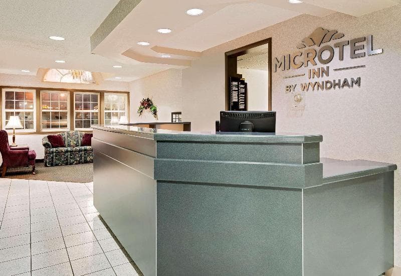 Microtel Inn & Suites By Wyndham Joplin 5