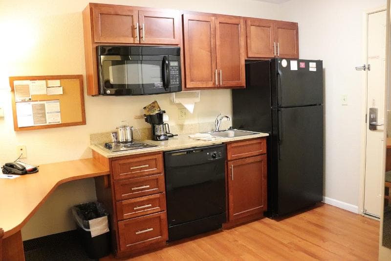 Candlewood Suites Cape Girardeau 5