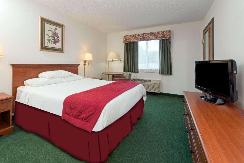 Baymont By Wyndham Oxford 2