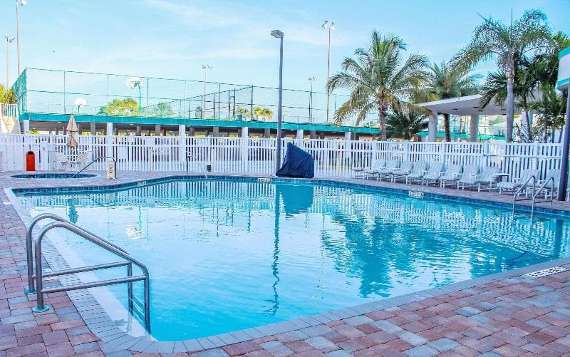 Discovery Beach Resort 3