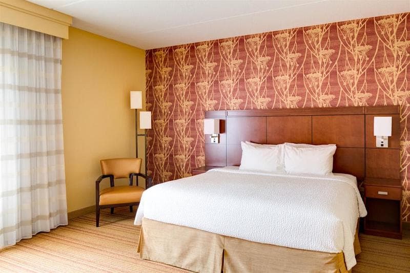 Courtyard By Marriott Pittsburgh Airport 2