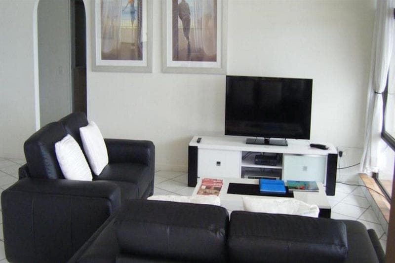 Cairns Aquarius Holiday Apartments 3
