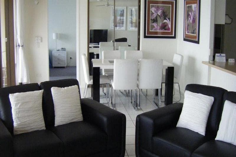 Cairns Aquarius Holiday Apartments 4