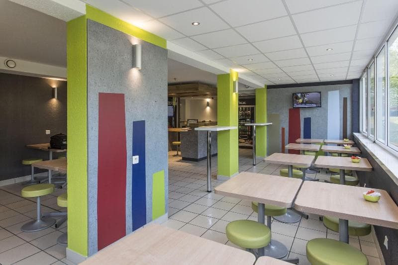 Ibis budget Senlis 3