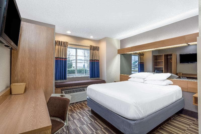 Microtel Inn & Suites By Wyndham Matthews/Charlotte 2
