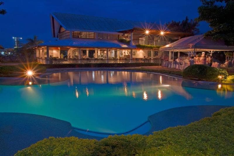 Almont Inland Resort 5