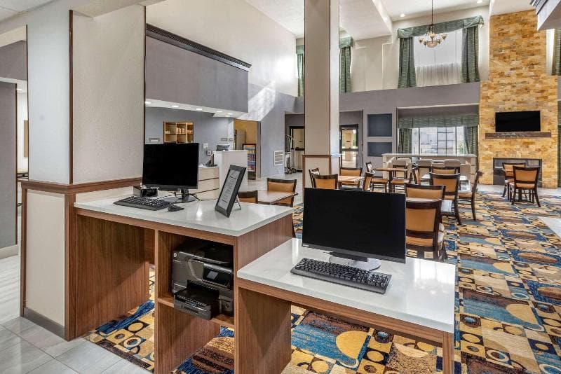 La Quinta Inn & Suites Clovis photo 1