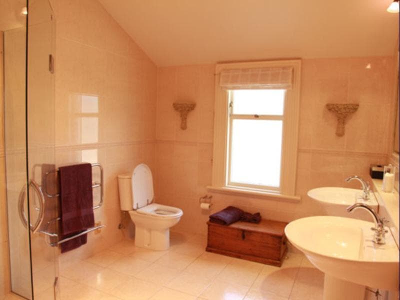 Lilac Rose Boutique Bed & Breakfast 3