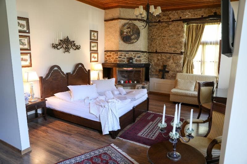 Deluxe Boutique Hotel Palea Poli photo 1