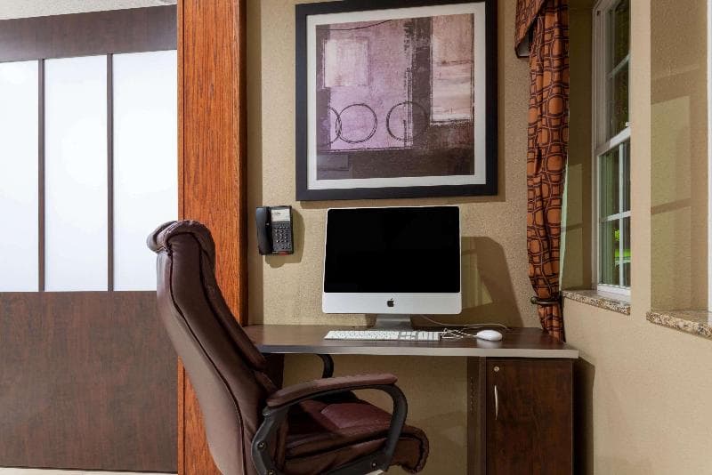 Microtel Inn & Suites By Wyndham Columbia/At Fort Jackson 2