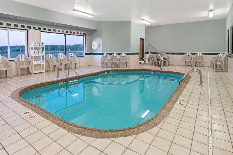 Days Inn by Wyndham Collinsville 3