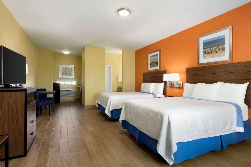 Days Inn by Wyndham Port Aransas 5