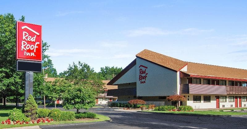 Red Roof Inn Cleveland - Westlake 5