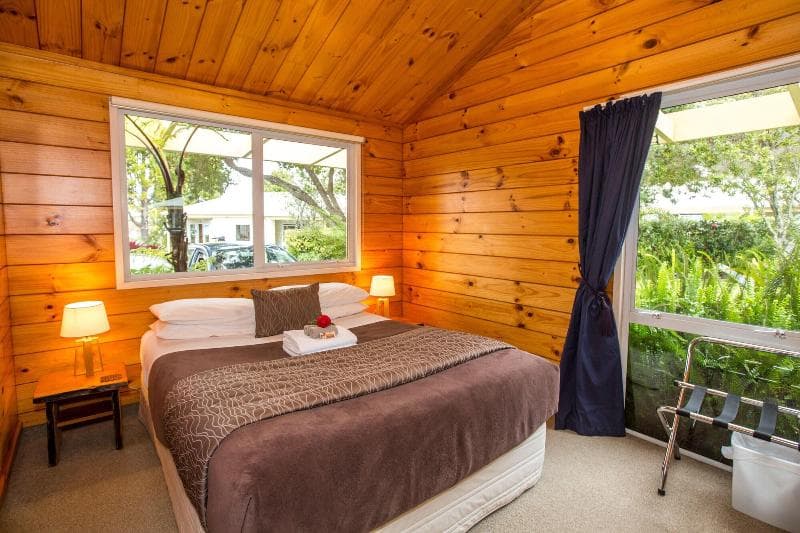 Tatahi Lodge Beach Resort 4