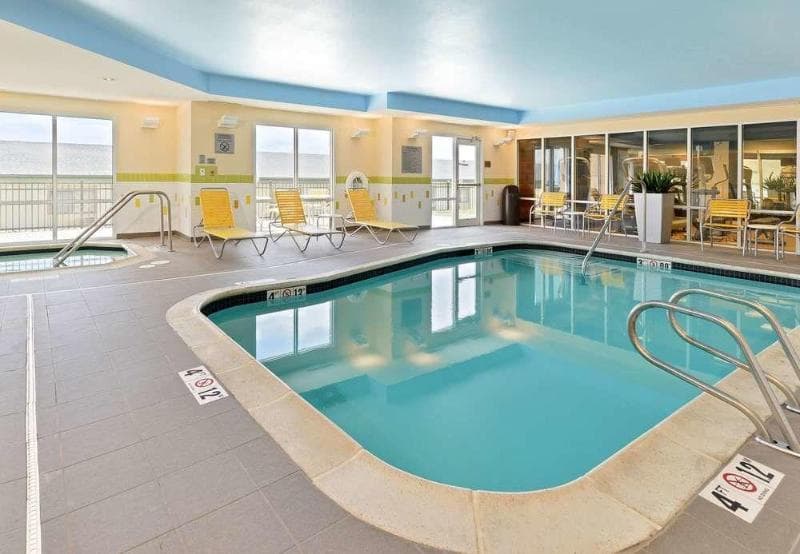 Fairfield Inn & Suites Cedar Rapids 2