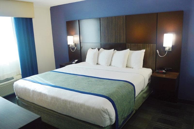 Falmouth Inn 4
