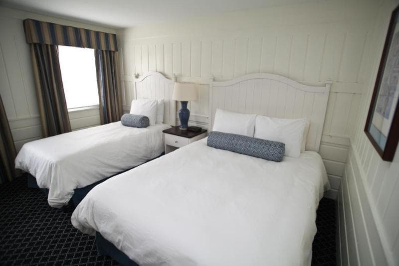Coonamessett Inn main