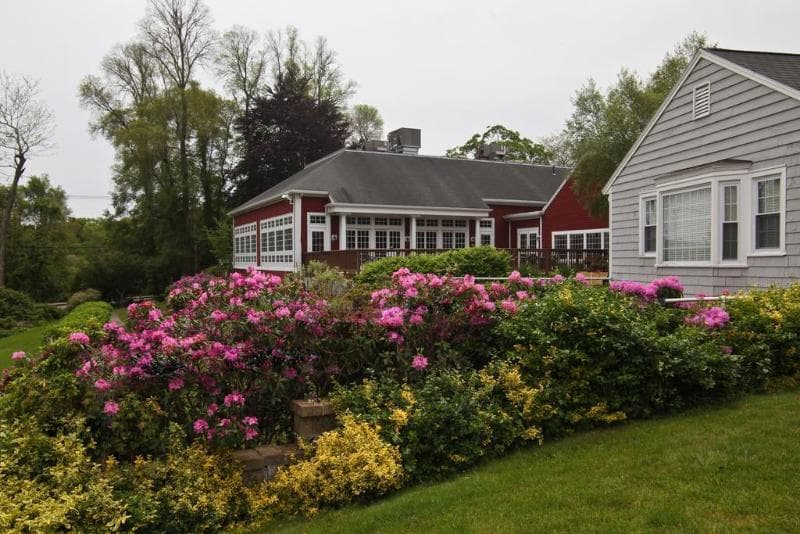 Coonamessett Inn 4