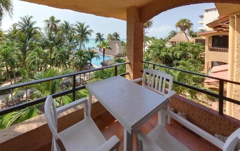 Nautibeach Condos 4