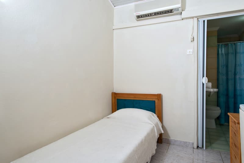 Blue Lagoon Holiday Apartments 4