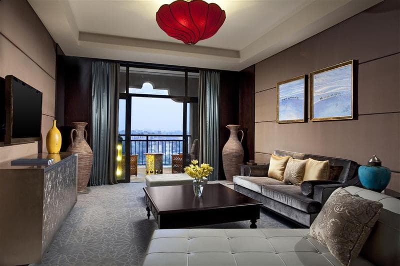 Sheraton Qingyuan Lion Lake Resort 5