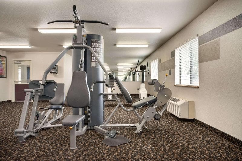 Travelodge by Wyndham Cheyenne 3