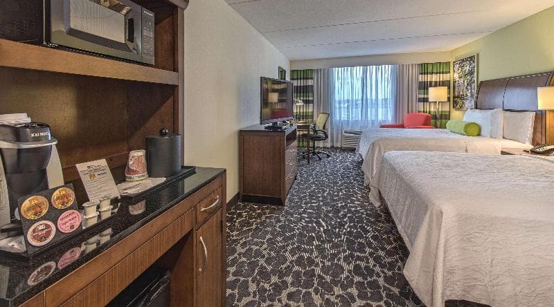 Hilton Garden Inn Charleston Waterfront/Downtown photo 1