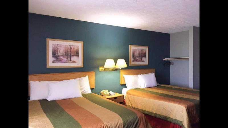 Overton Motel 3