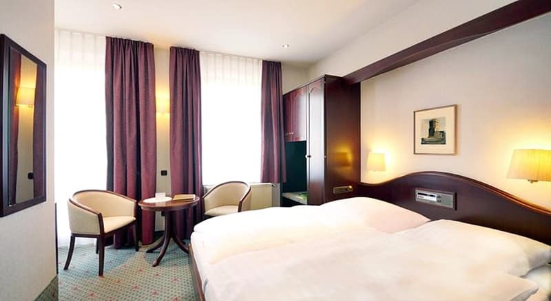 Hotel Imperial main