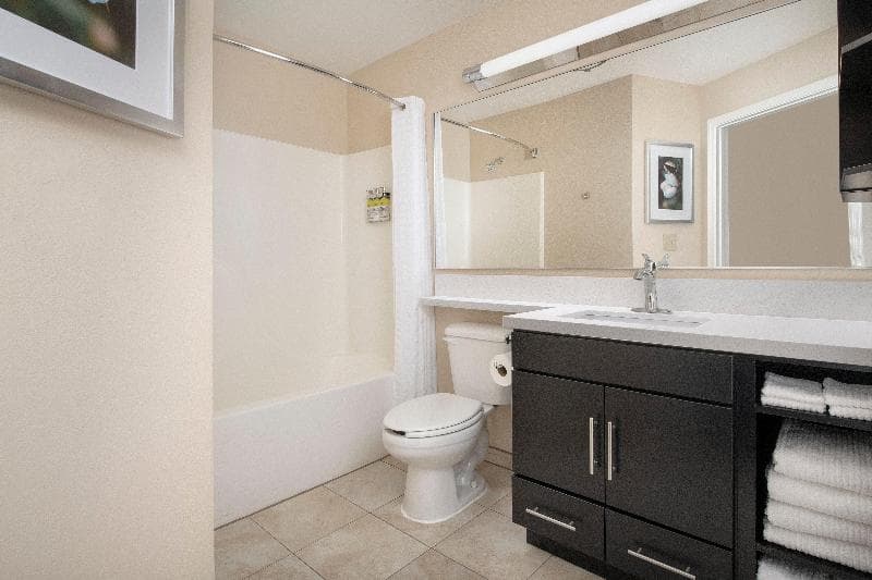 Candlewood Suites Charleston - Northwoods photo 1